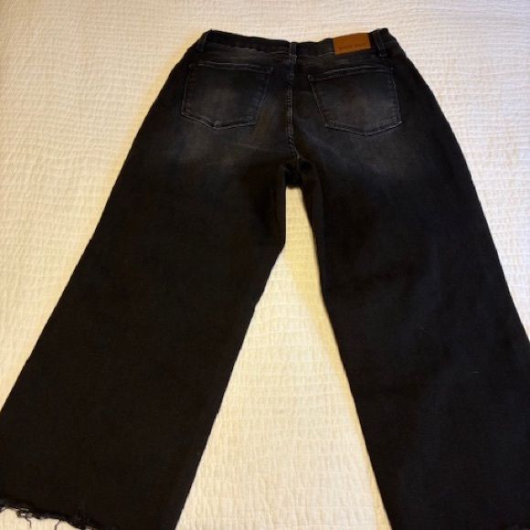 Judy Blue Black Flare Jeans with Frayed Hem - Picture 3 of 9